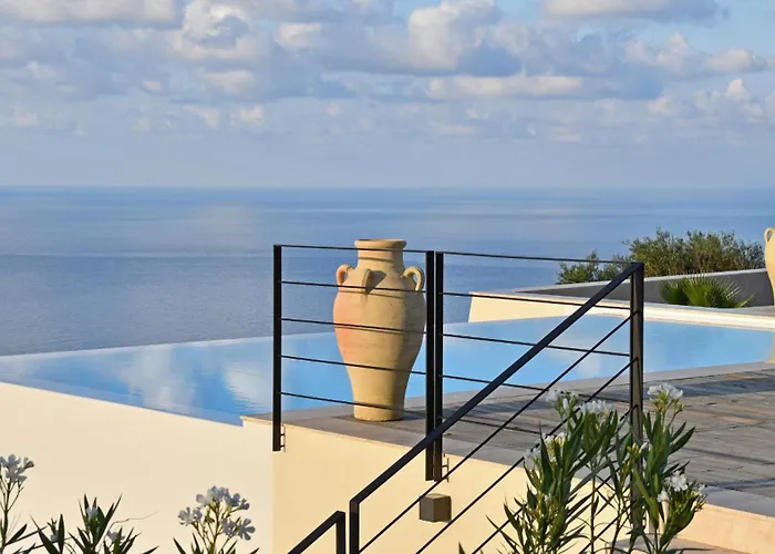 Luna 8 By Massimo Villa